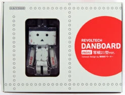 Kaiyodo Revoltech Danbo Mini Danboard Zero Fighter Type 21 Version Figure