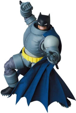 Medicom MAFEX ARMORED BATMAN (The Dark Knight Returns) Figure