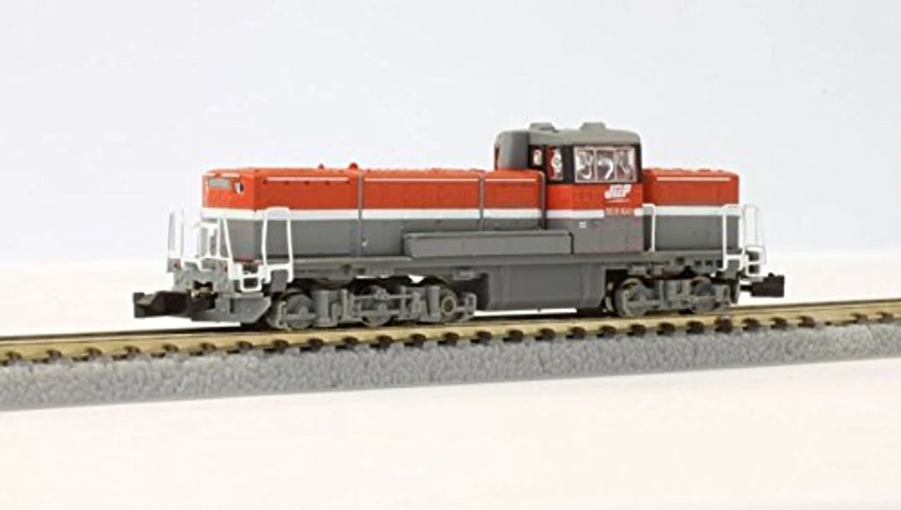 Rokuhan T012-4 Diesel Locomotive Type DE10-1500 A Cold District (Z Scale)