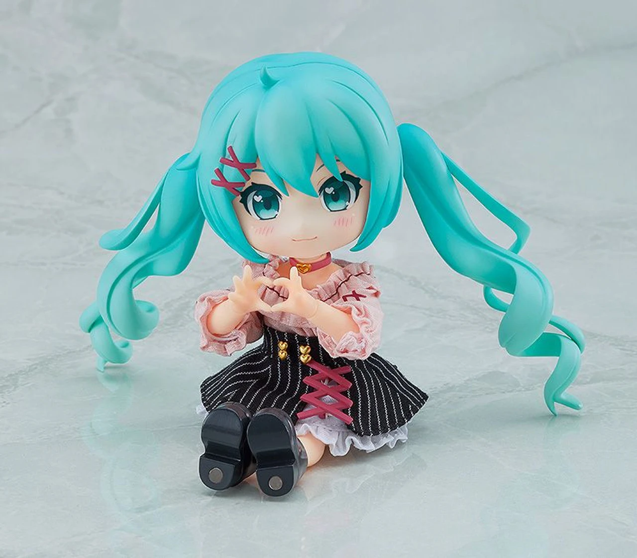 Good Smile Company Nendoroid Doll Hatsune Miku: Date Outfit Ver. - Image 5