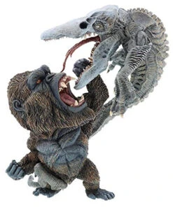 XPlus DefoReal Series Kong Vs Skullcrawler Figure (King Kong Skull Island)