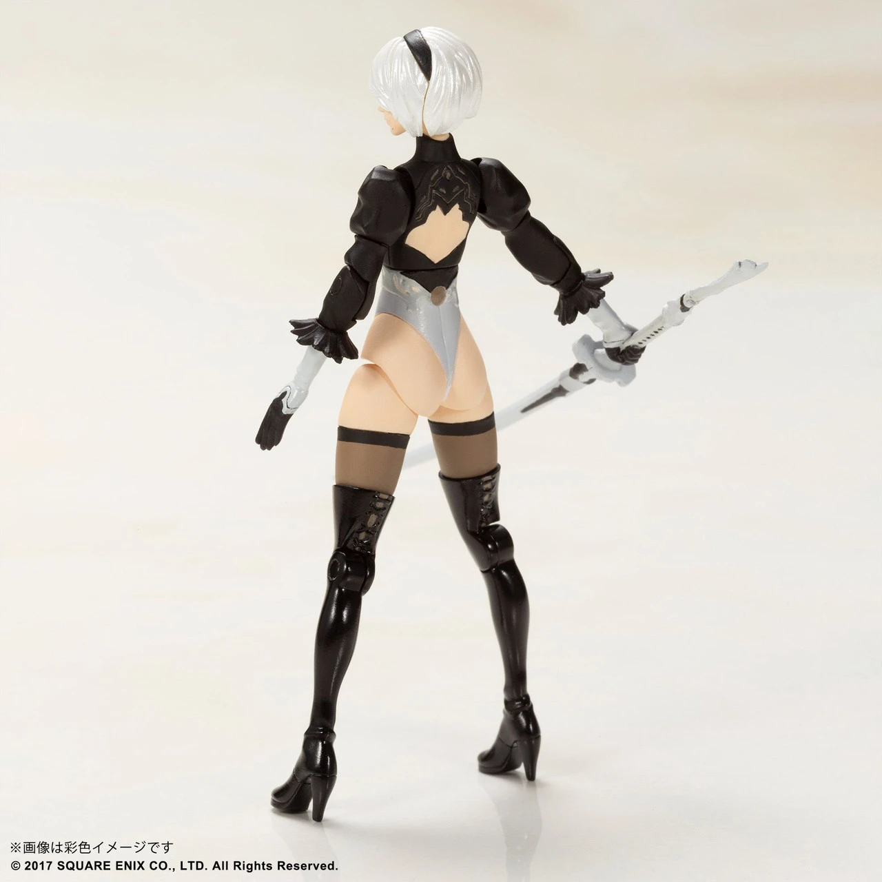 Square Enix 2B & 9S Plastic Model Kit (NieR: Automata) - Image 7