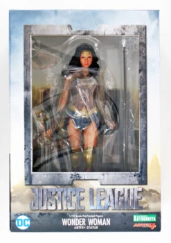 Kotobukiya SV212 ARTFX+ DC Universe Justice League Wonder Woman 1/10 Scale Figure